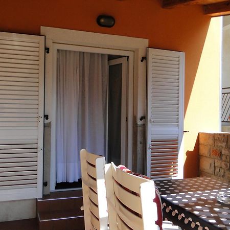 Apartments Villa Ela Umag Exterior foto