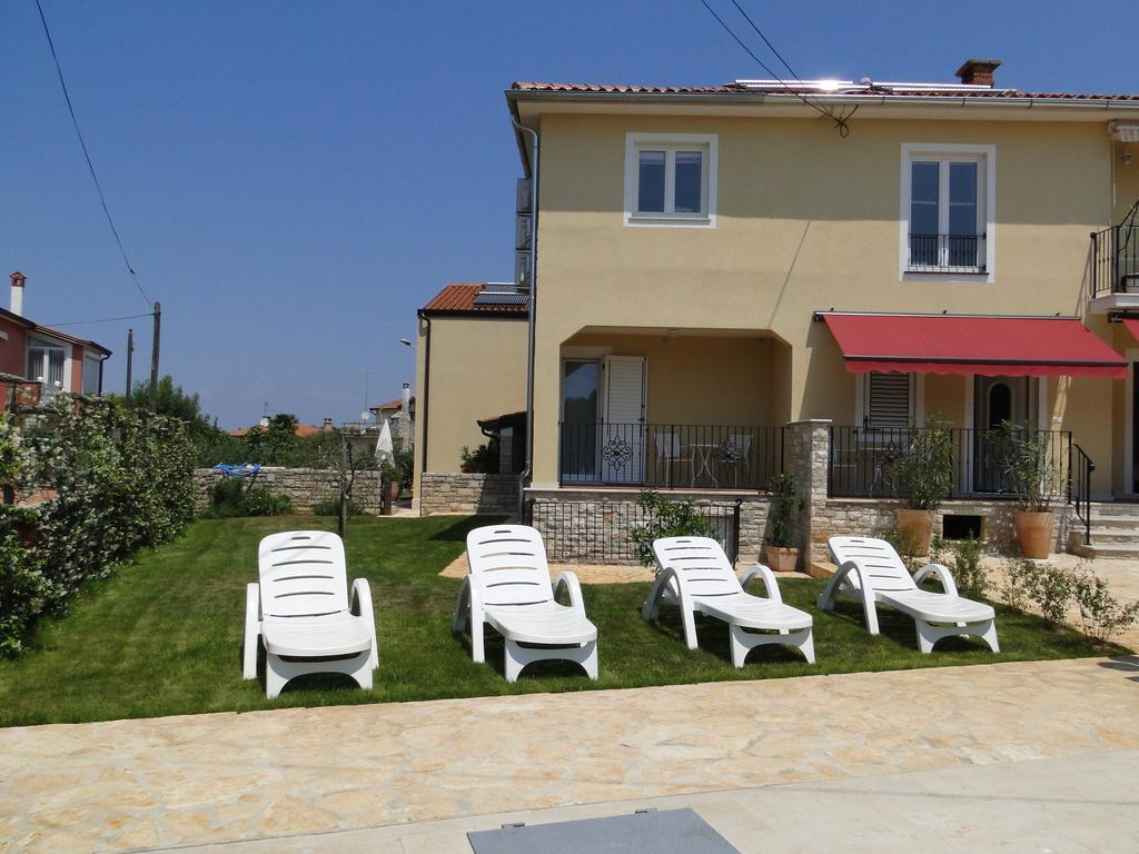 Apartments Villa Ela Umag Exterior foto