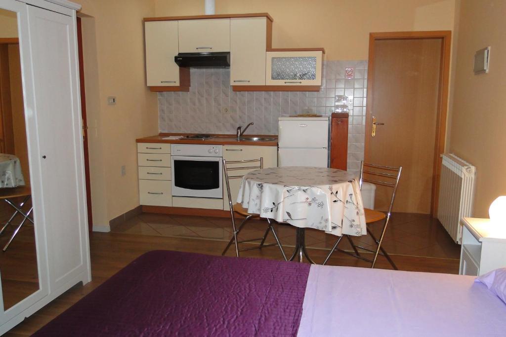 Apartments Villa Ela Umag Quarto foto